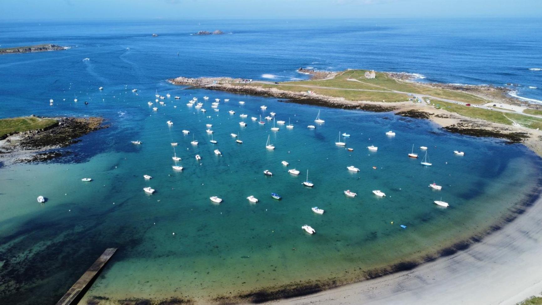 Roscaroc Enez Hir - T4 Proche * Ploudalmezeau